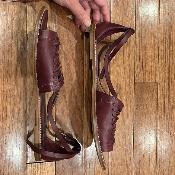 J Crew strappy leather sandals, dark redish brown/maroon. Size 9.5. - Picture 4 of 5